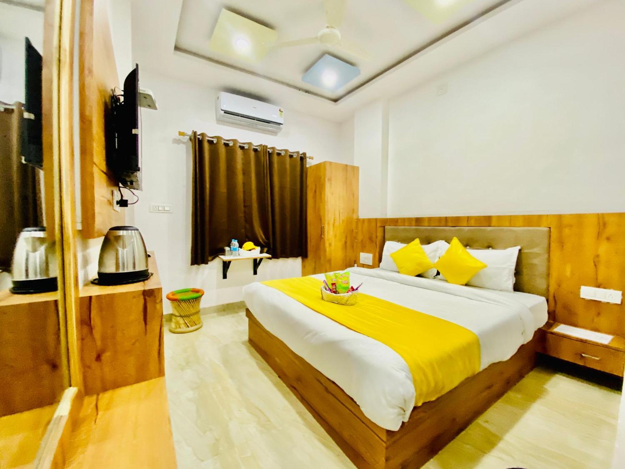 Hotel Vallabh A Lake Facing Balcony 烏代浦 外观 照片